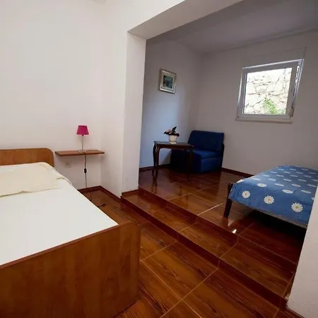 In With Sea View, Terrace, Air Conditioning, Wi-fi