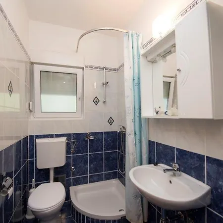 In With Sea View, Terrace, Air Conditioning, Wi-fi *
