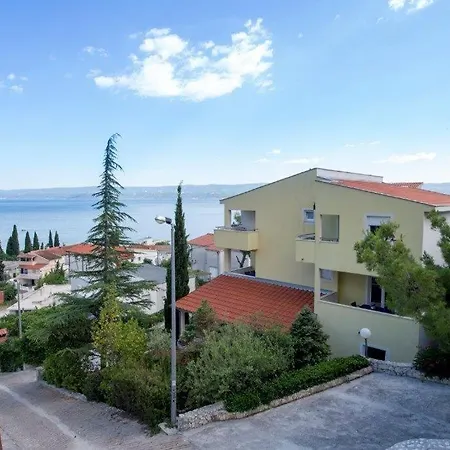 In With Sea View, Terrace, Air Conditioning, Wi-fi Apartament