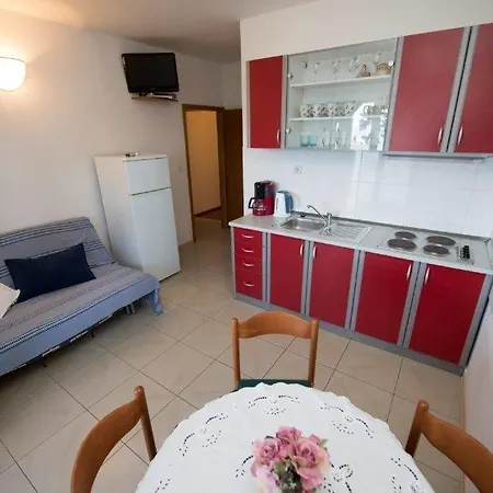 In With Sea View, Terrace, Air Conditioning, Wi-fi * Duce